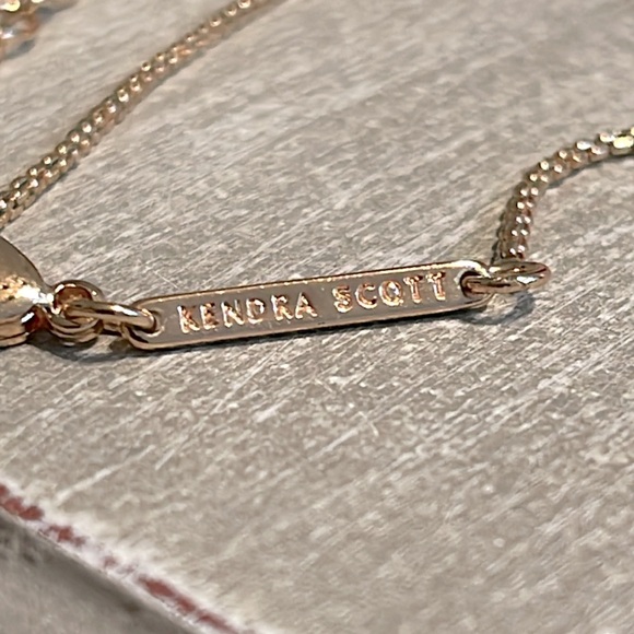 Kendra Scott Shelton Necklace in Rose Gold - Picture 7 of 7